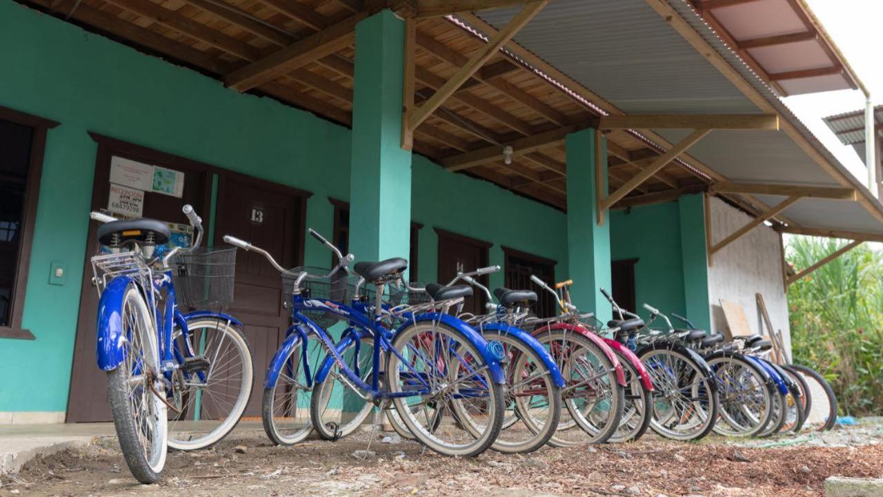 Valerie Emanuel Apartments Bocas del Toro Buitenkant foto